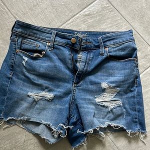 Universal thread high rise midi jean shorts size 8/29
